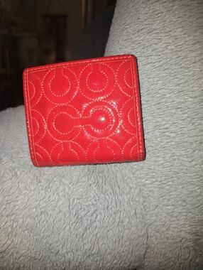♥️ Coach Red Quilted Women's Small Wallet - Stylish Compact Card Case